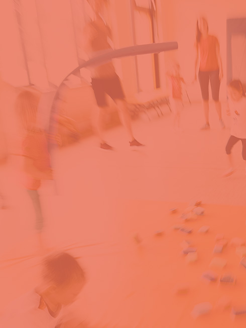 Children enjoying movement together in a KITUWI class
